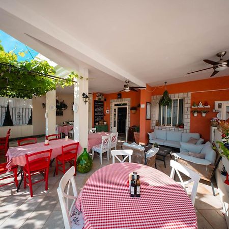 Rooms Villa Padre Pag Town Exterior photo